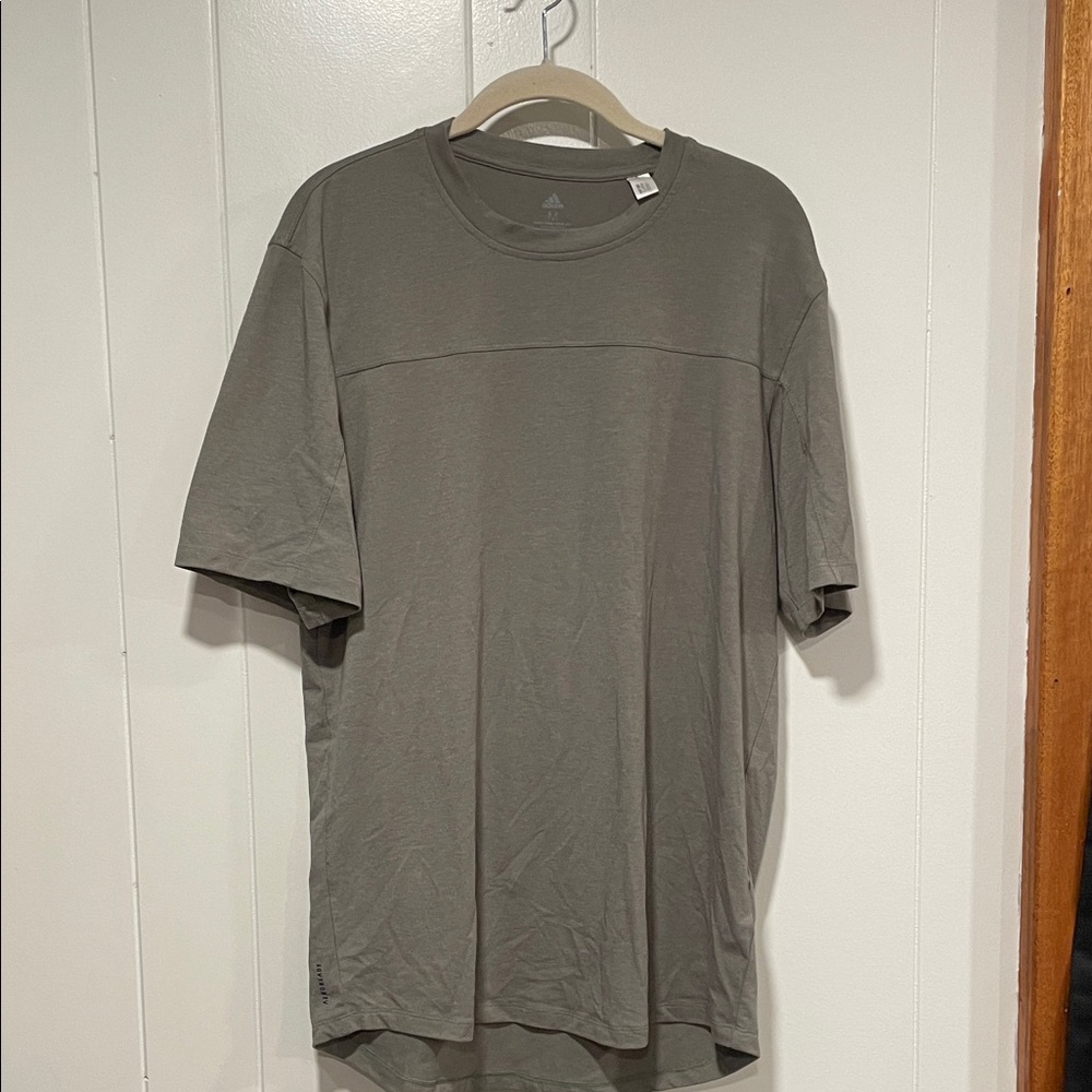 Adidas Men's T-Shirt